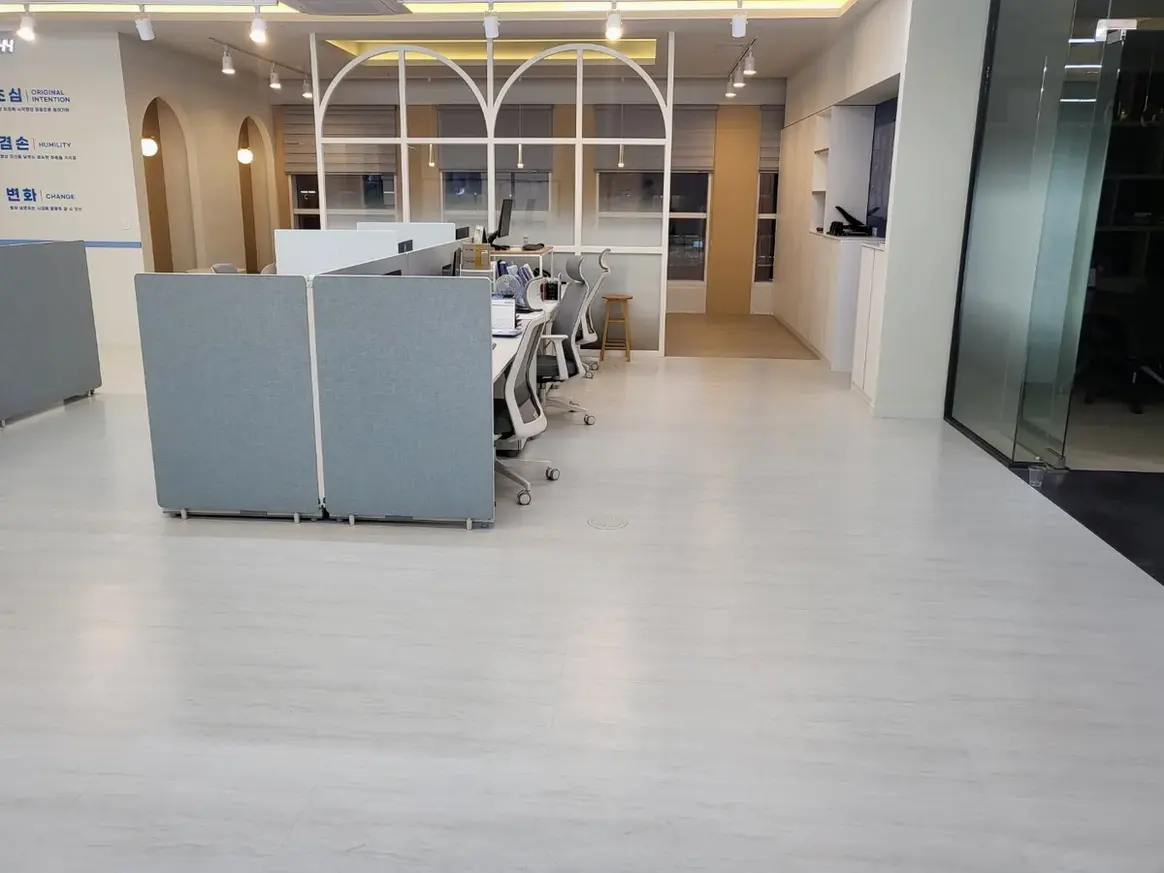 북구 검단동 사업장 복도·대기 동선 야간 위생청소 사례 - 행진크린